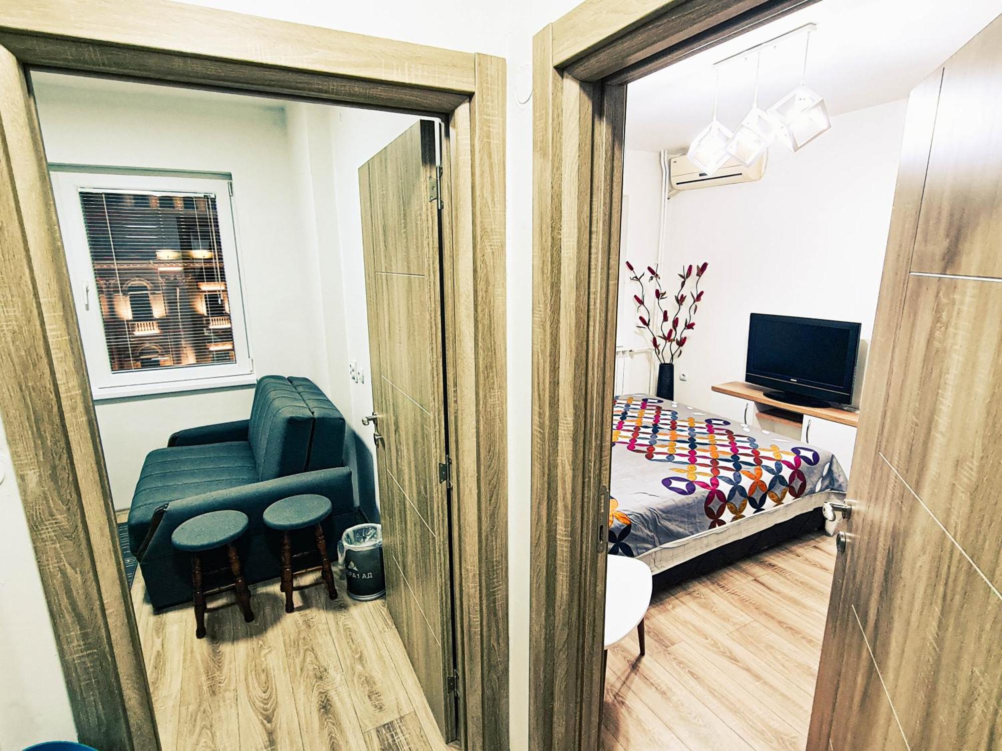 Fantazy Apartment Main Square Skopje Bagian luar foto
